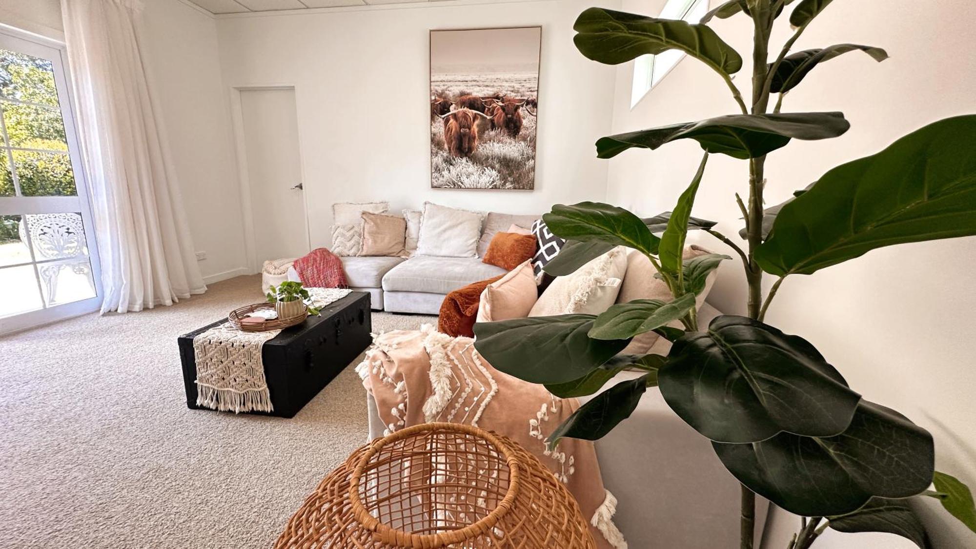 Rustling Oaks Nz Boho Pool House Hotel Cambridge Ngoại thất bức ảnh