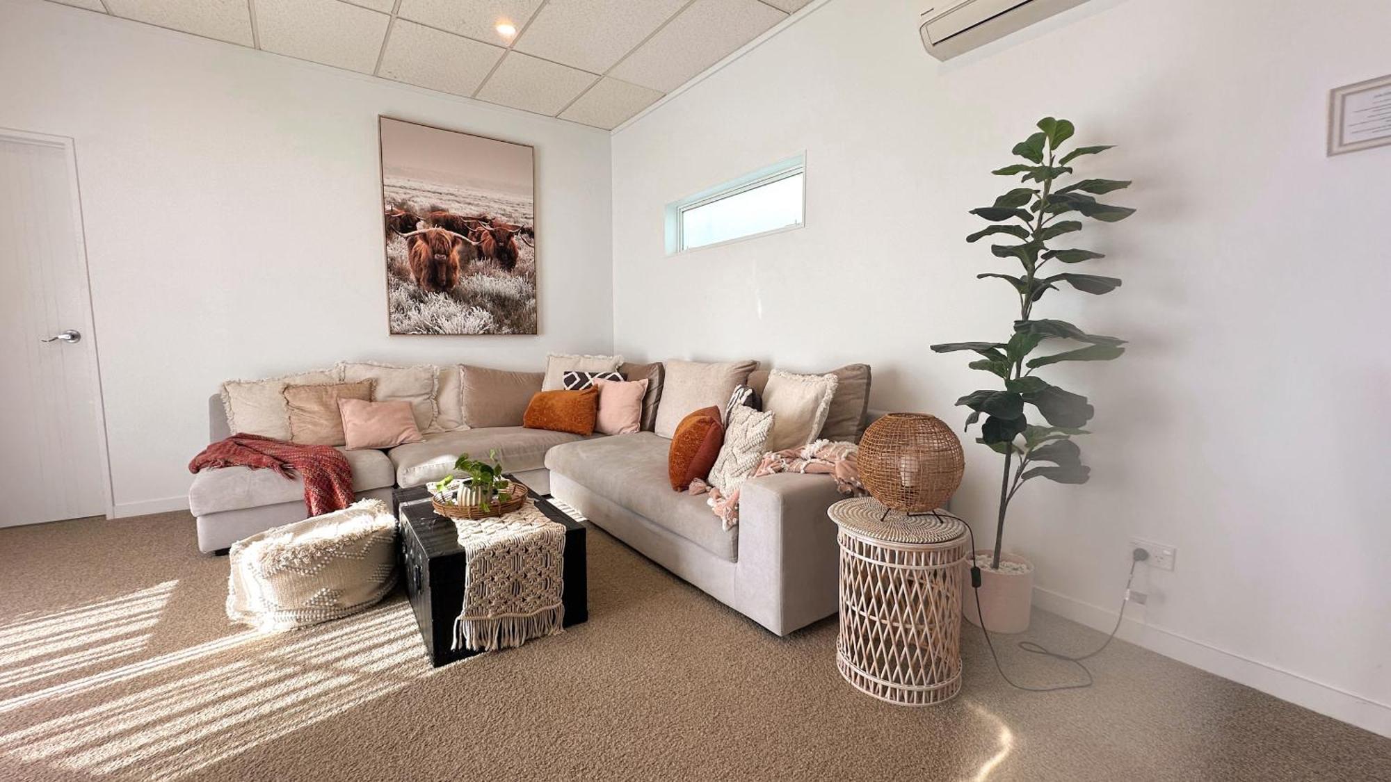 Rustling Oaks Nz Boho Pool House Hotel Cambridge Ngoại thất bức ảnh